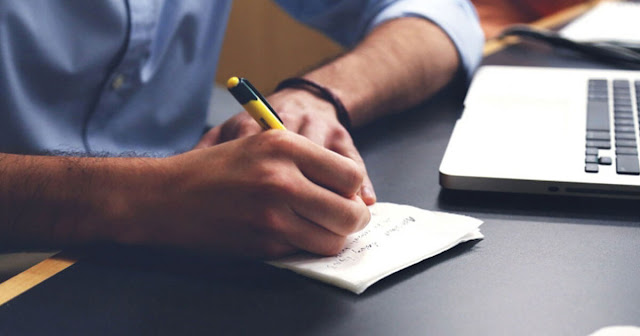 Why UK Students Are Preferring British Essay Writers Over Other Services? An Analysis