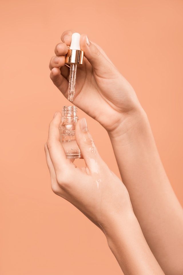 Finding the Perfect Match: The Best Oil for Locs and Dreadlock Shampoo