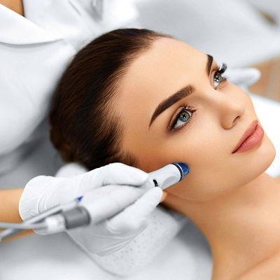 “Glow Up: Transform Your Skin with Hydrafacial Bliss”
